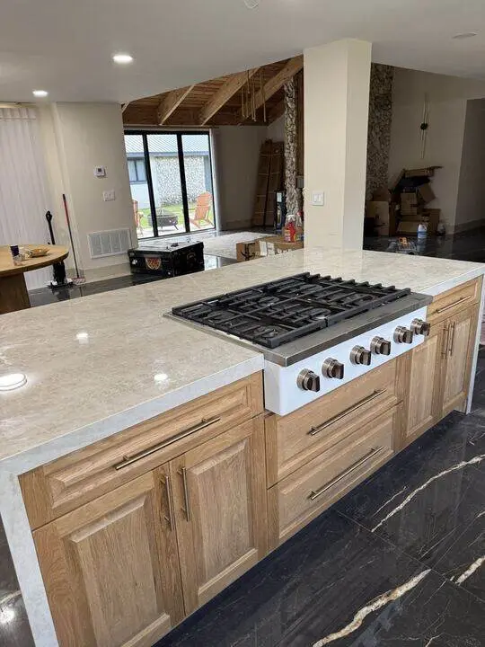 Kitchen island with gas cooktop